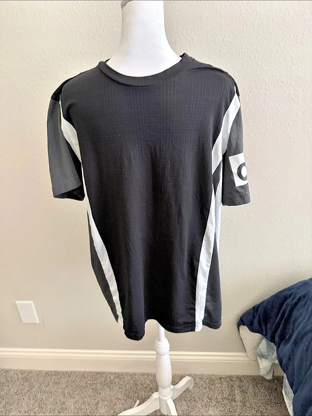 adidas Men's Color Block Tee Black & White Size Large